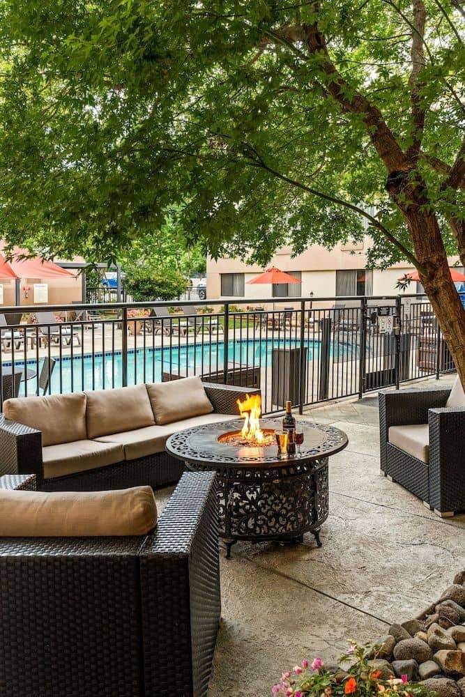 Oxford Suites Redding Oxford Suites Redding