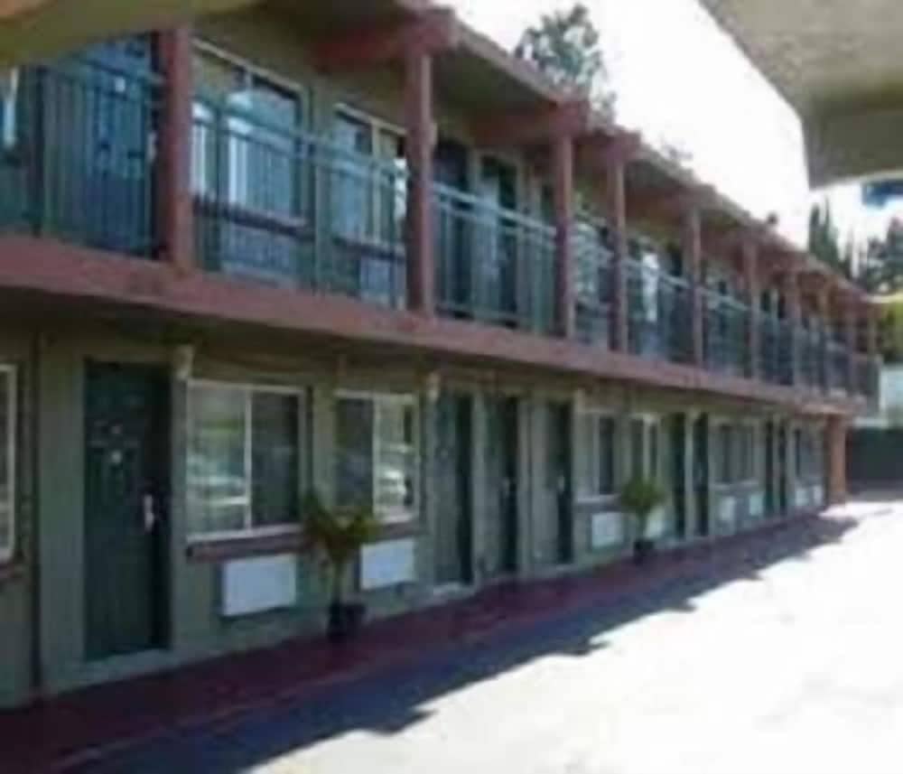 Sequoia Inn Sequoia Inn
