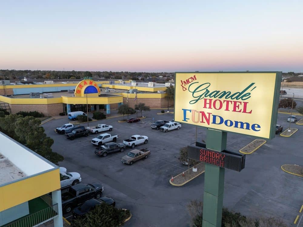 MCM Grande Hotel FunDome MCM Grande Hotel FunDome