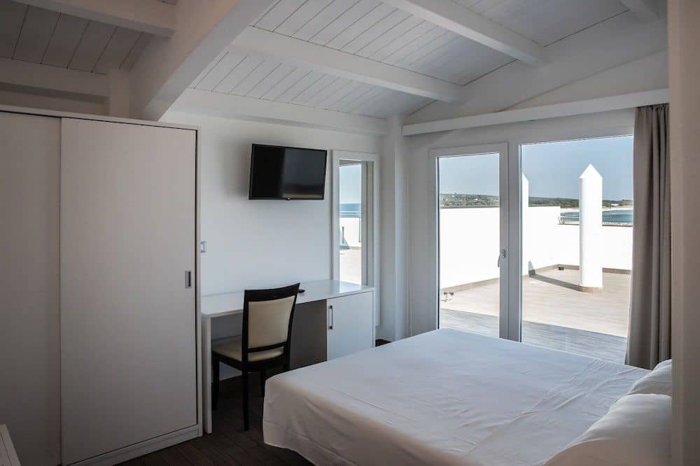 Nauticus Guest Room Nauticus Guest Room