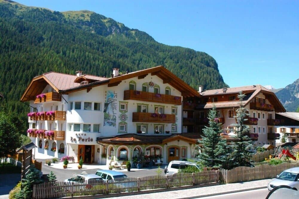 Hotel La Perla Hotel La Perla