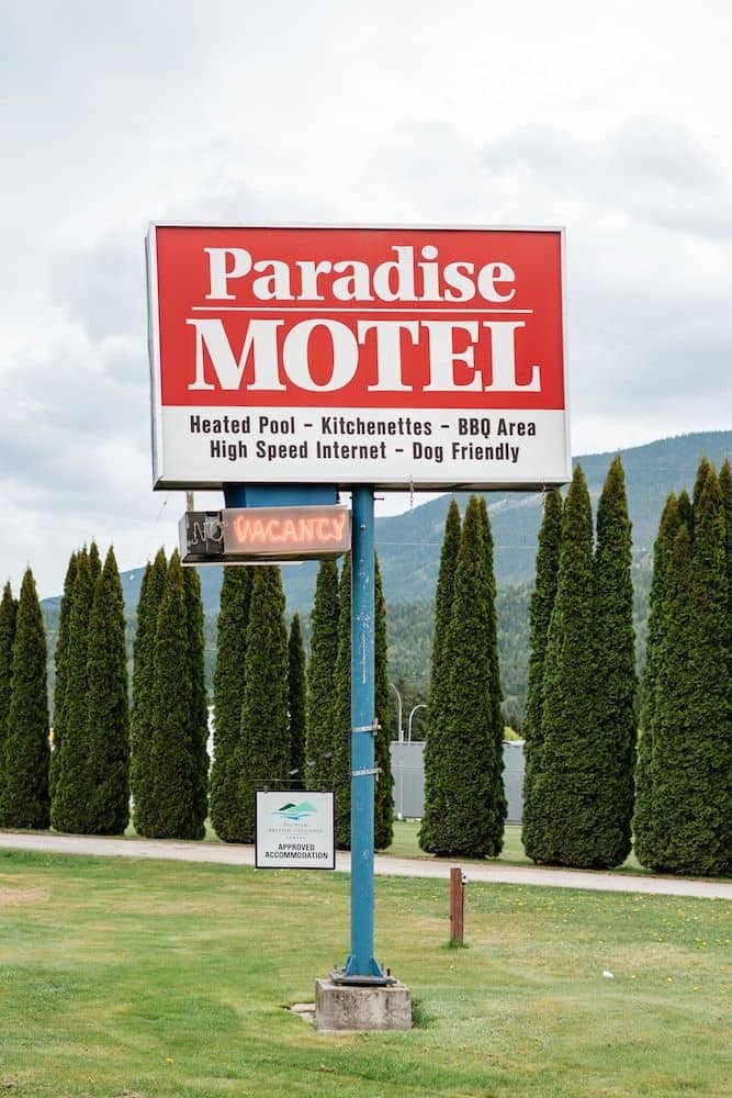 Paradise Motel