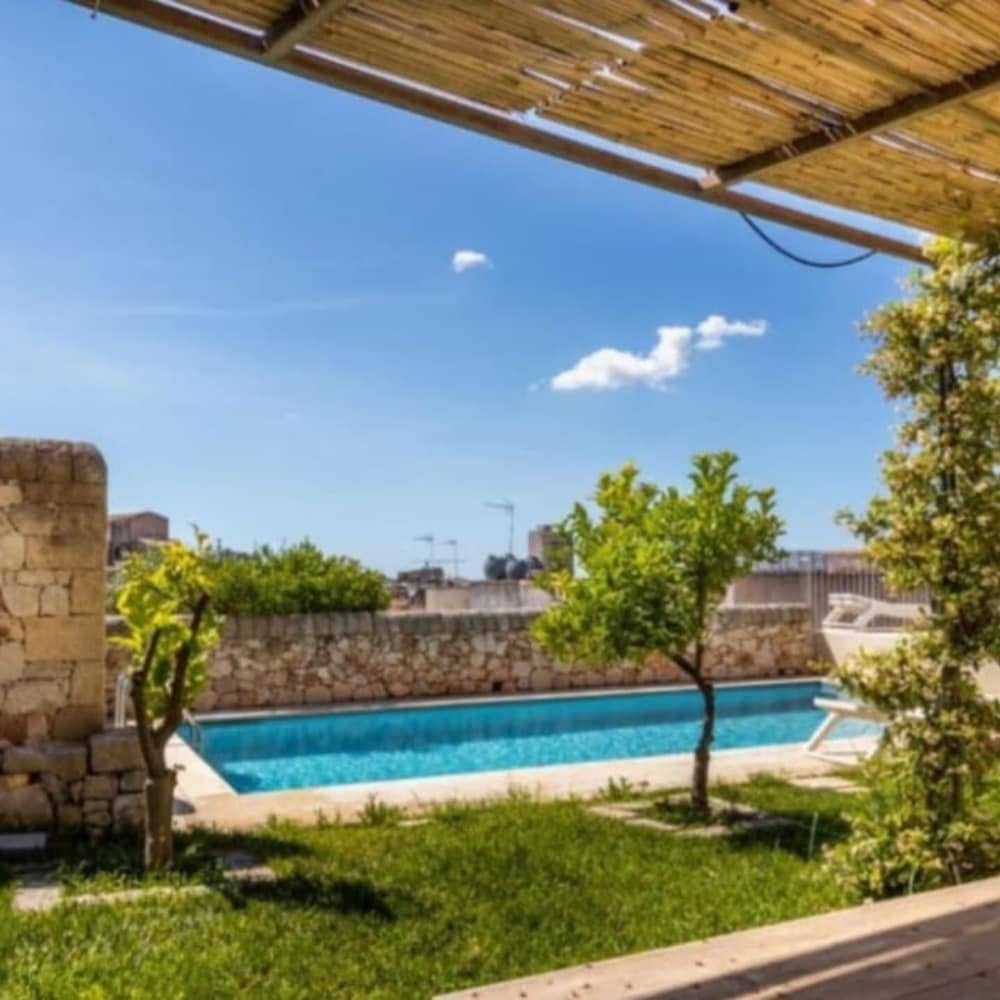 Villa Rosaria