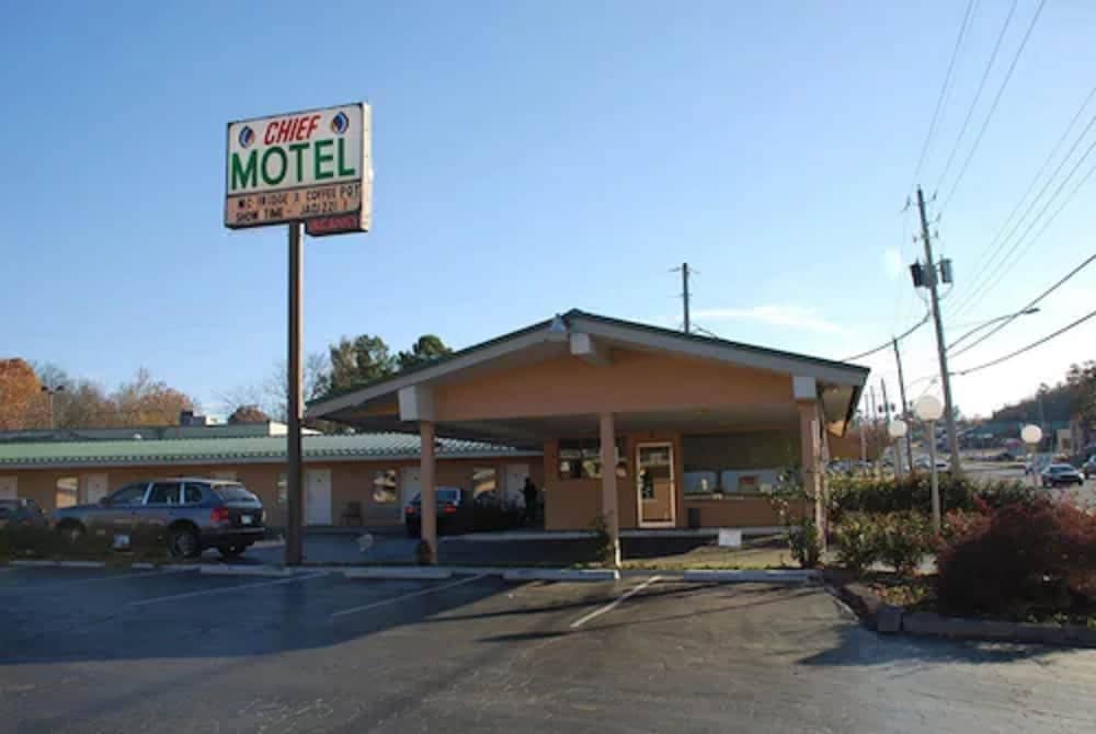 Chief Motel Fayetteville
