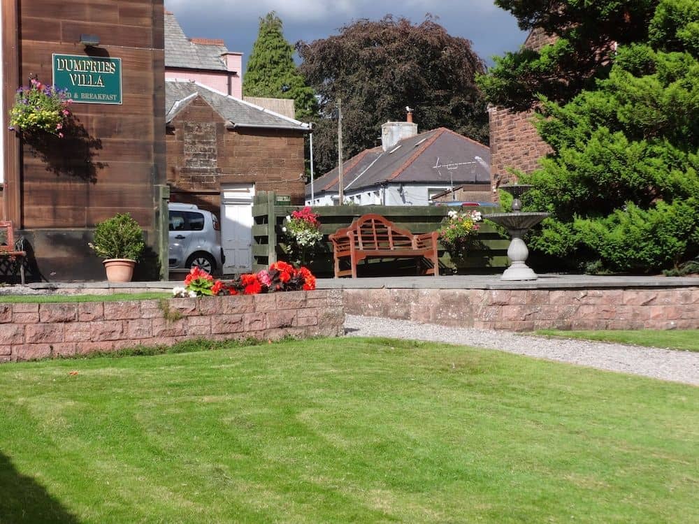Dumfries Villa