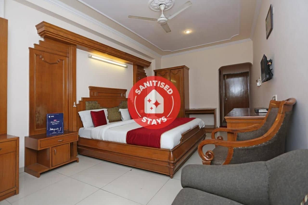 Hotel Gold Palace