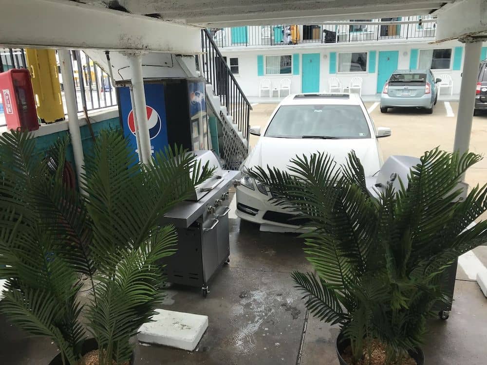 Surfcomber Motel