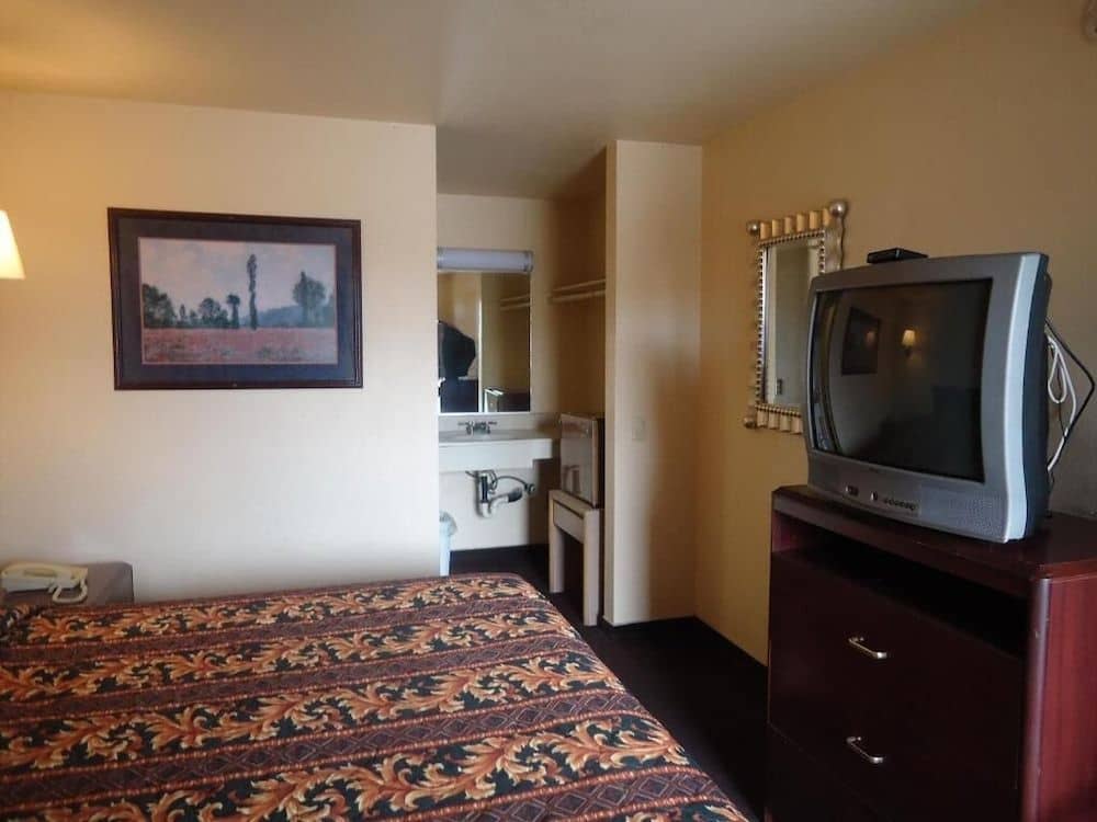 Economy Inn Economy Inn