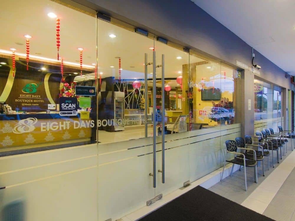 8 Days Boutique Hotel Mount Austin