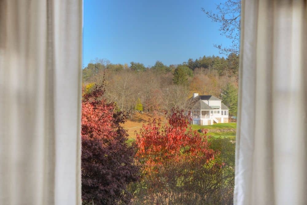 Crabtree's Kittle House Restaurant & Inn Crabtree's Kittle House Restaurant & Inn