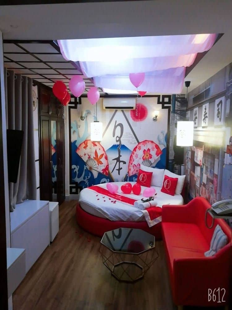 Quynh Huong Hotel