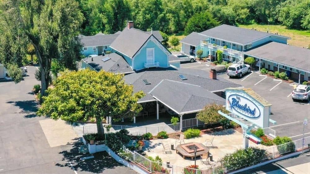 Bluebird Inn Bluebird Inn