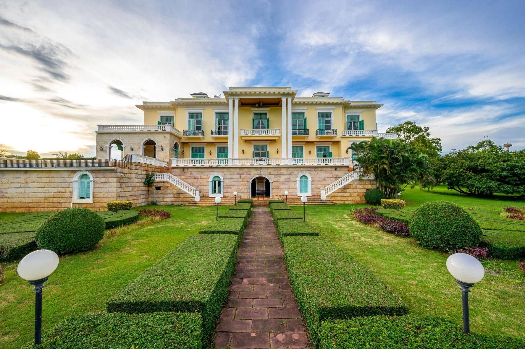 Chateau de Khaoyai Hotel & Resort Chateau de Khaoyai Hotel & Resort