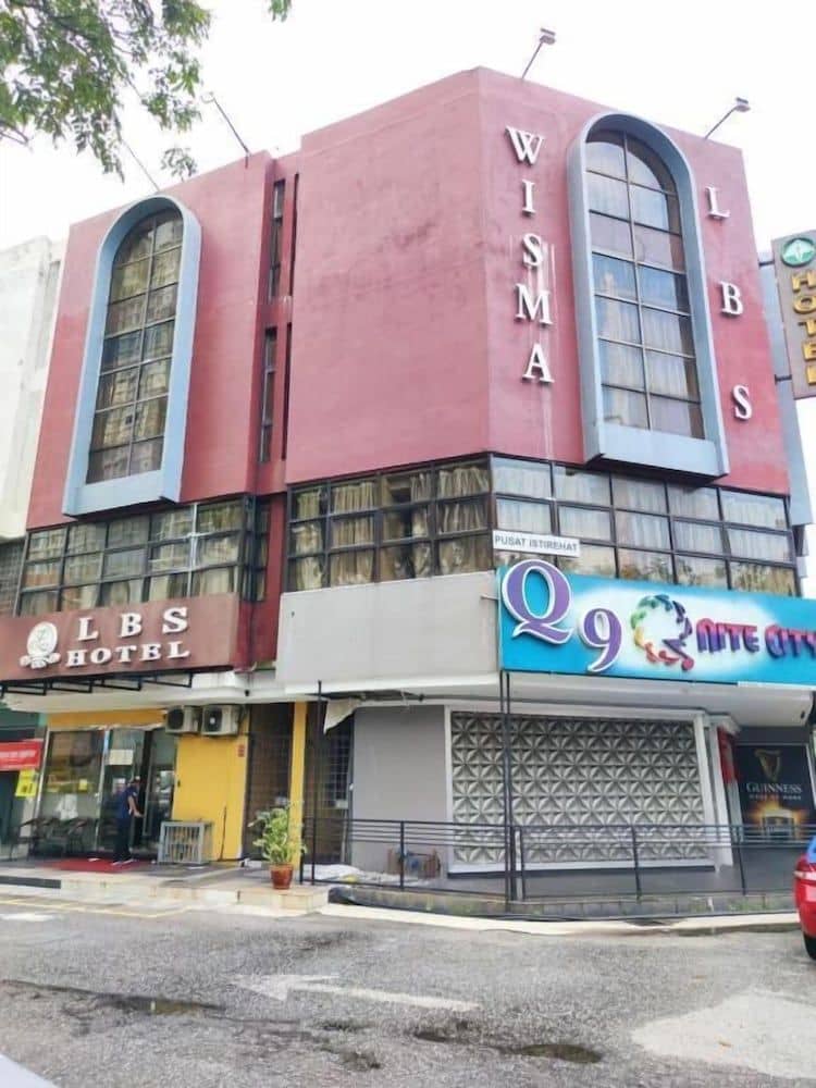 Uptown Hotel Shamelin