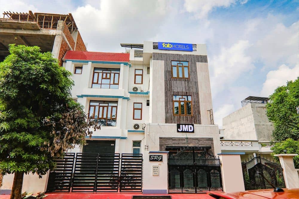 SRG Hotel