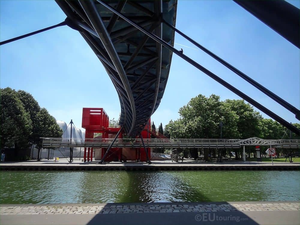 Le Canal