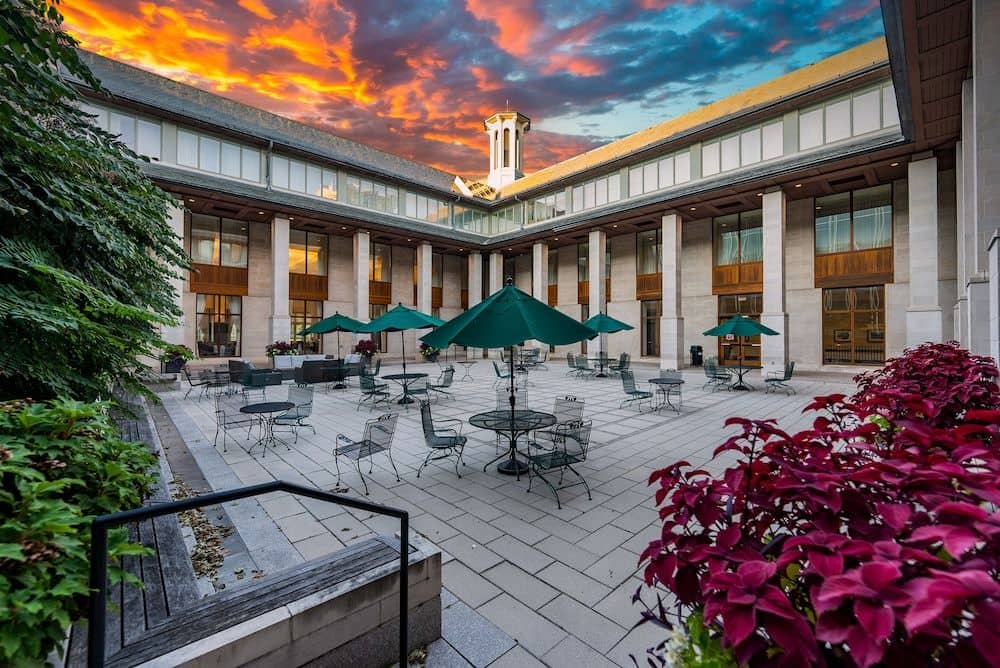 Charles F Knight Executive Education and Conference Center