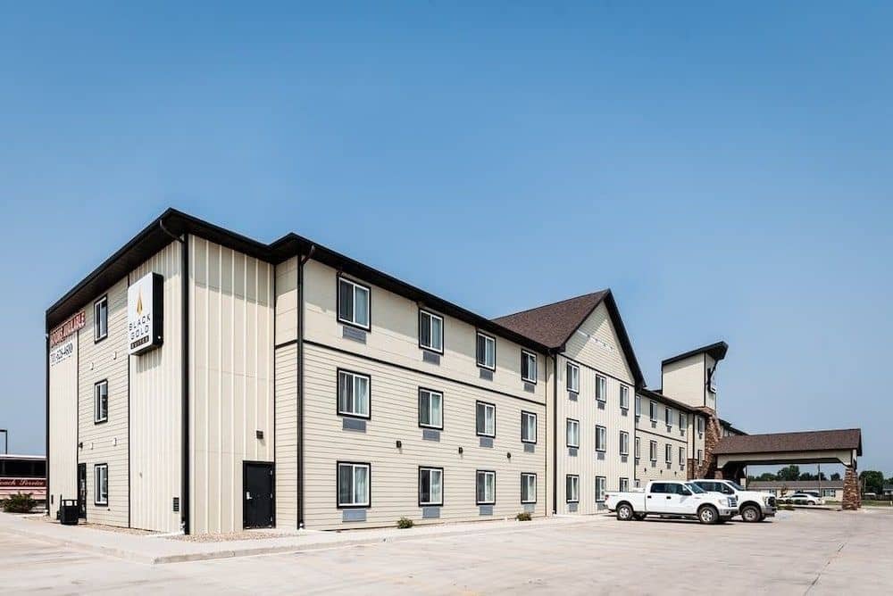 Black Gold Suites Stanley