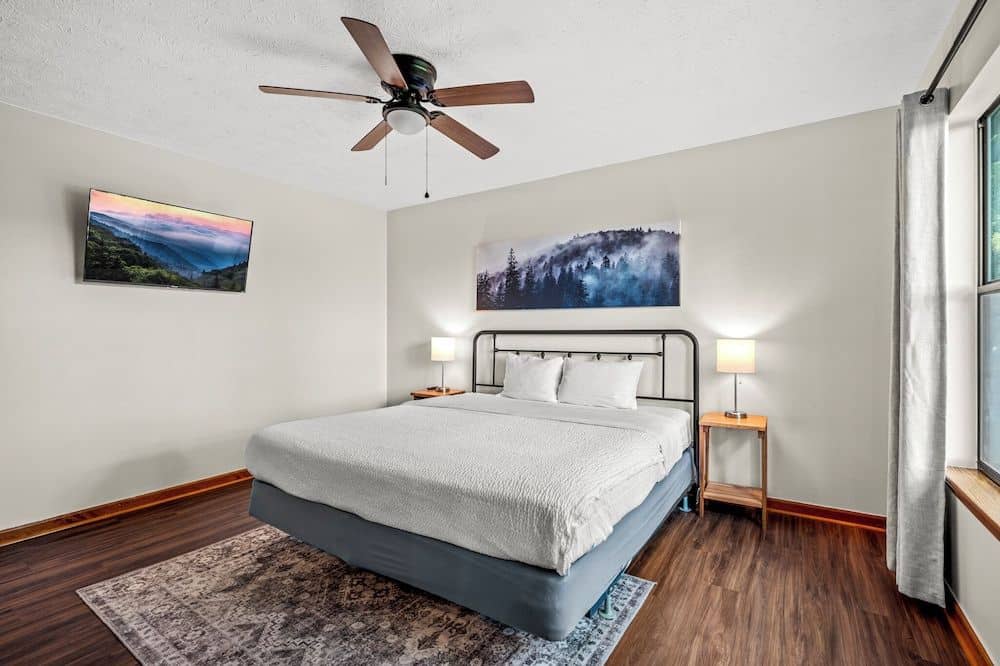 Pinecrest Townhomes