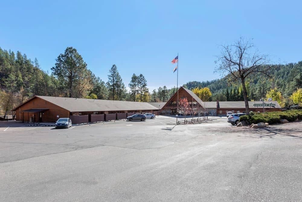 Kohl`s Ranch Lodge