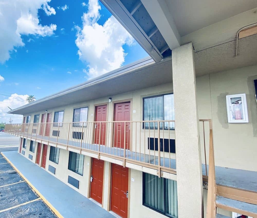 Executive Inn