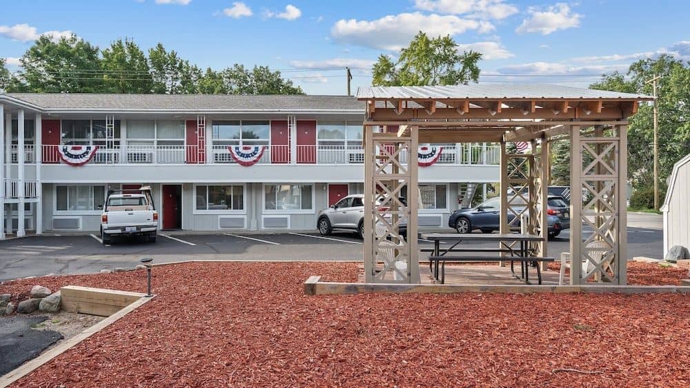 Grand Traverse Motel