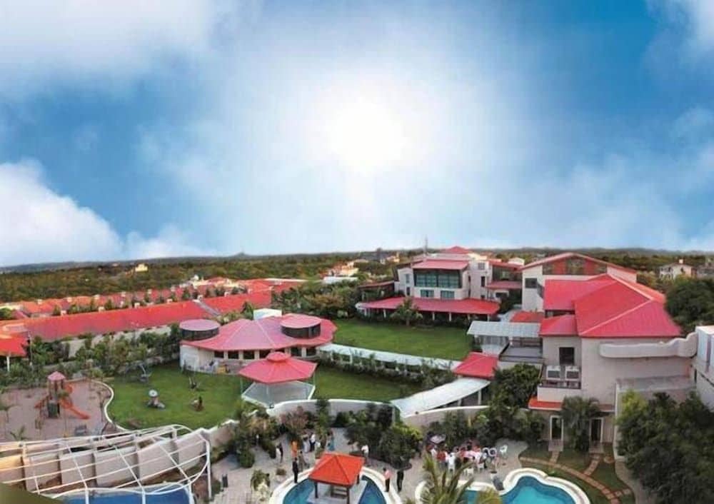 Leo Celestia Suites