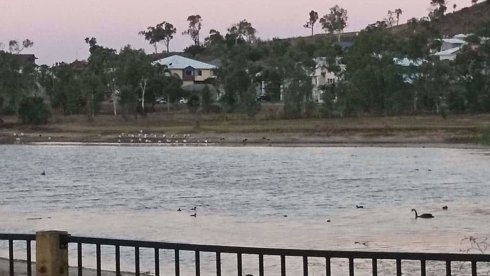 Palm Lakeside Holiday Home - Bowen, Whitsundays, Queensland