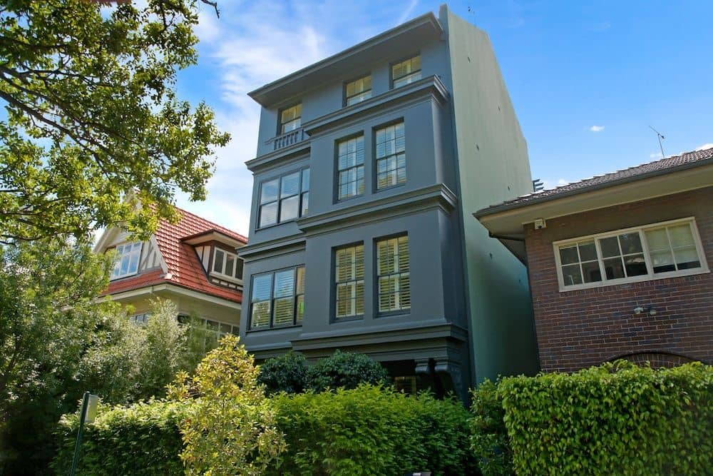 The Courtyard of St Neot - Art Deco 2BR Potts Point Apartment with Large Courtyard in Stunning Location The Courtyard of St Neot - Art Deco 2BR Potts Point Apartment with Large Courtyard in Stunning Location