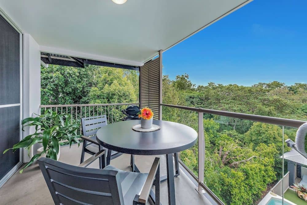 Alpha 8 on Waterson - Airlie Beach