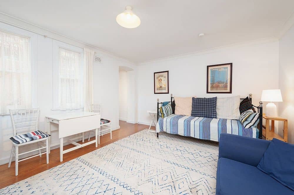 Charming Centrally Located 2 Bedroom Accommodation Charming Centrally Located 2 Bedroom Accommodation