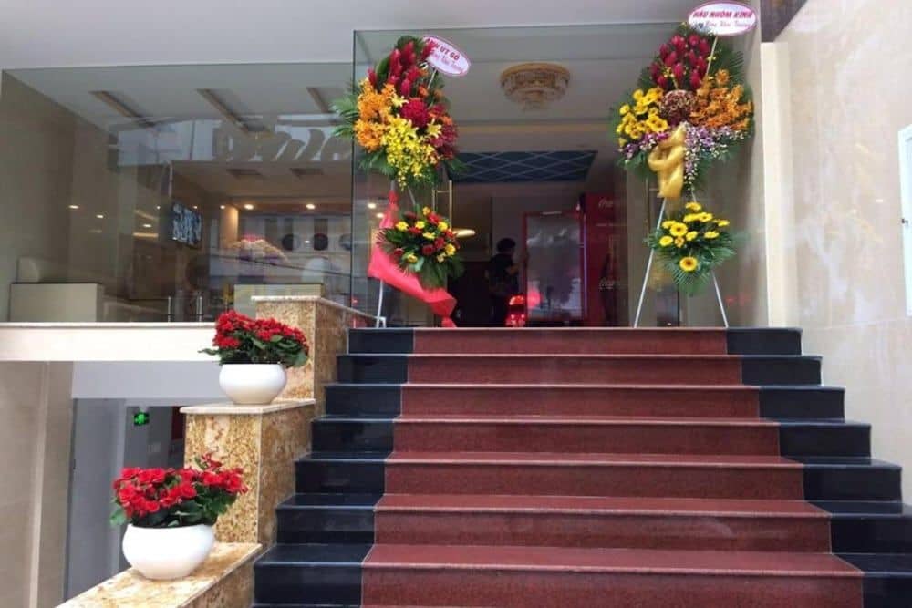 RedDoorz Sweet Hotel