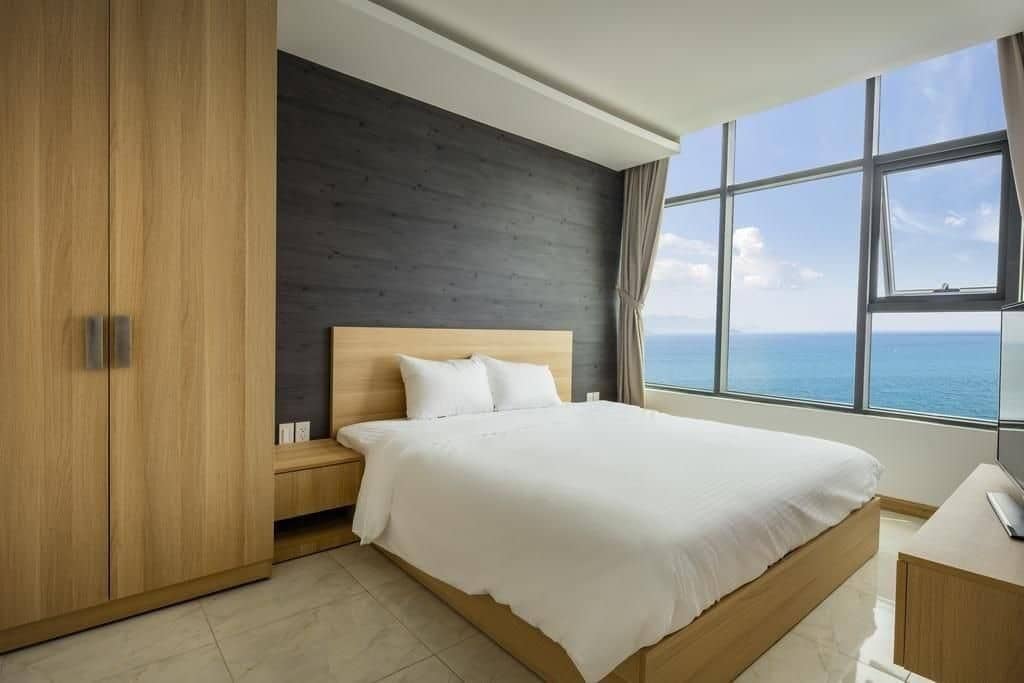 Ideal Time Apartment