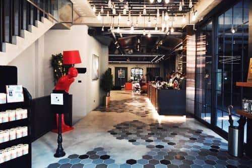 Thinker Hotel