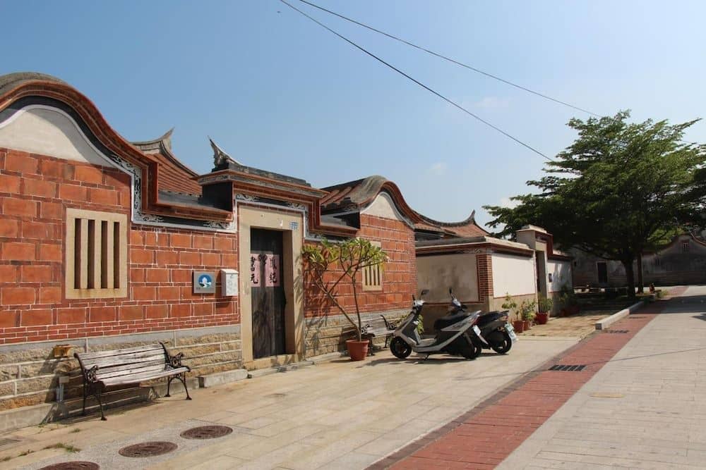 No. 85 Shuitou B&B