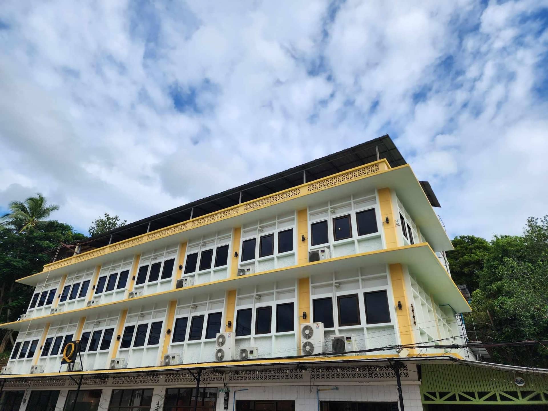 Queen Hotel