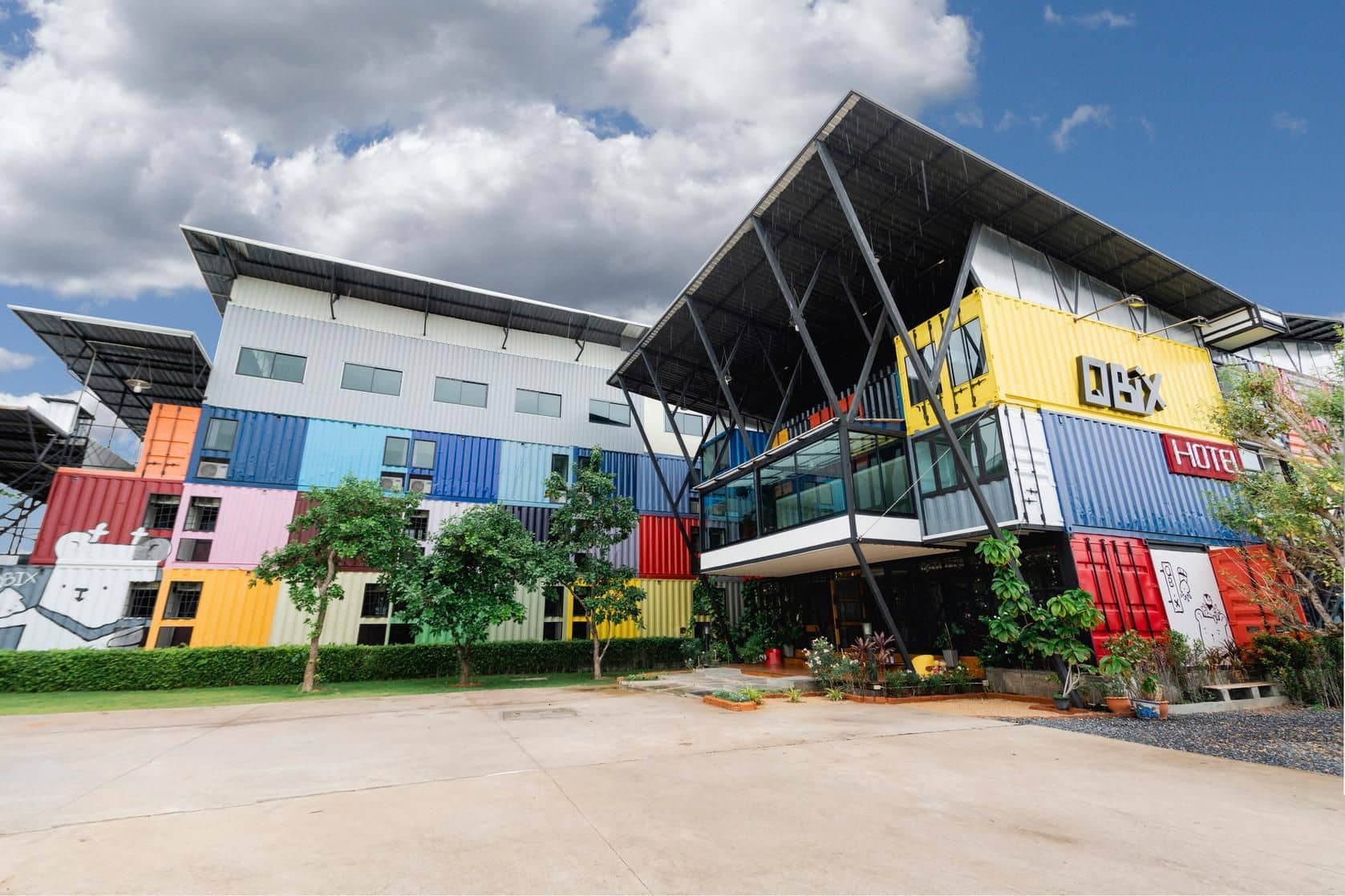 QBix Hotel