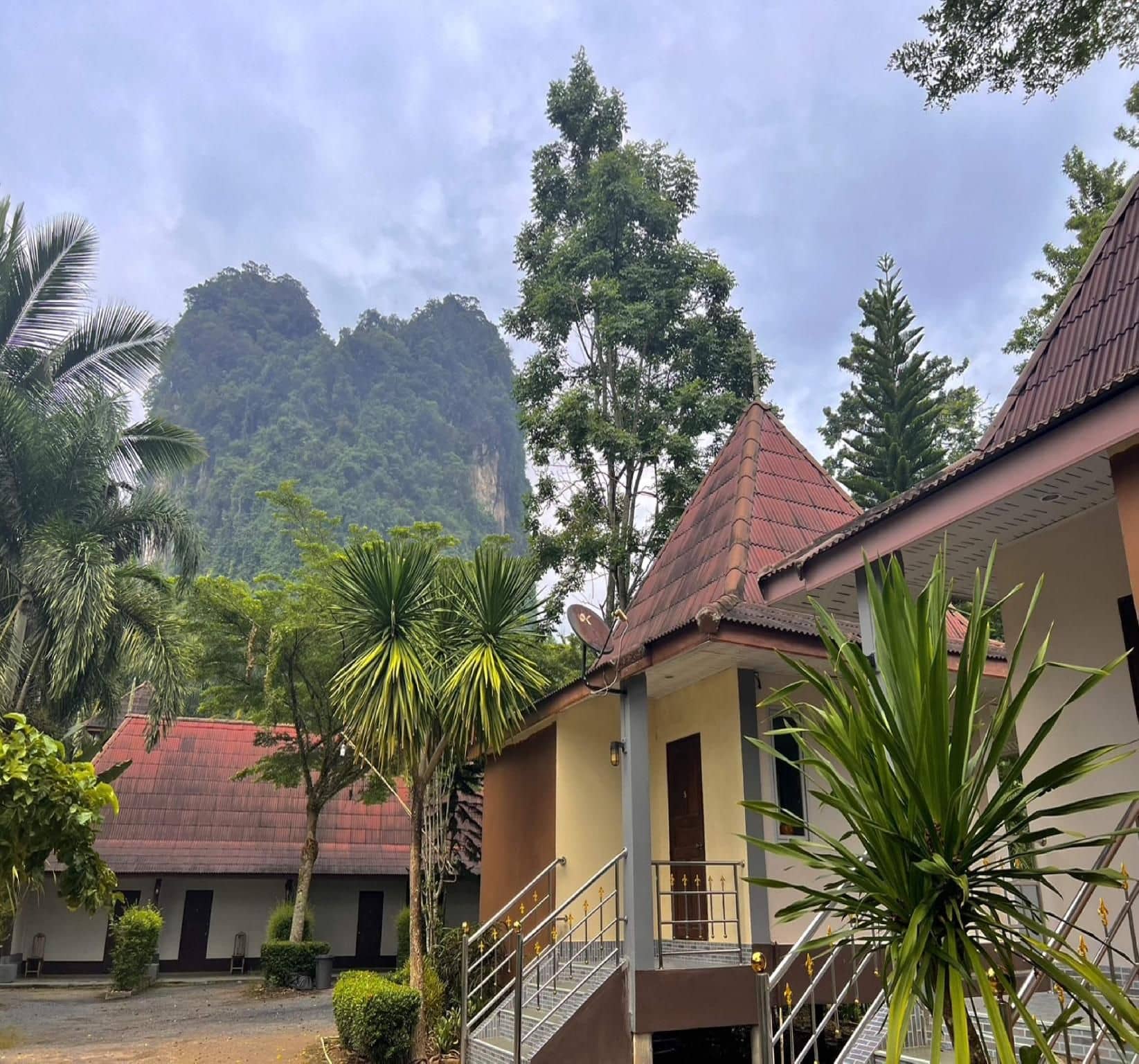 OYO 75517 Mananchaya Resort