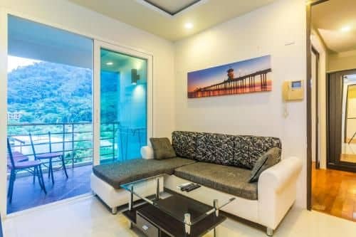 HLC501-Patong apartment walk to beach