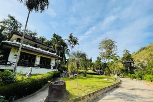 บ้านริมแคว แพริมน้ำ รีสอร์ท