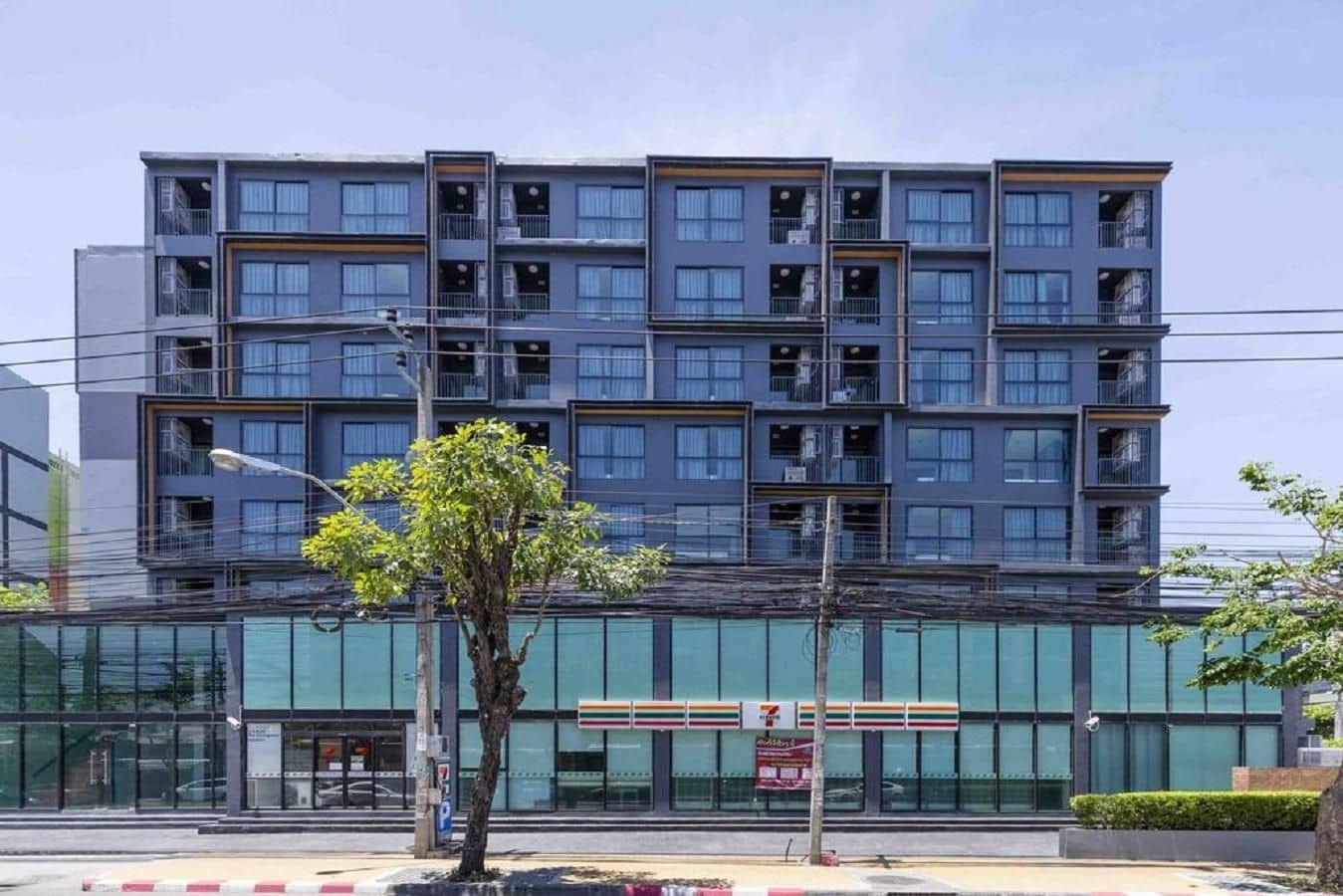 The Excel Groove Condo @Lasalle 52