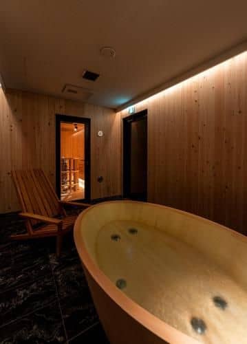 9 Hotel Tenjin