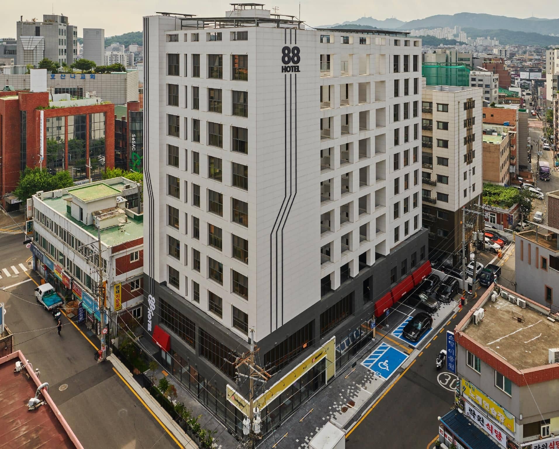 88 Hotel