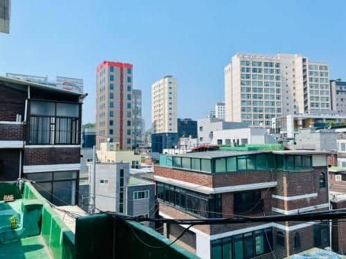 it s so blue studio apartment in sinchon