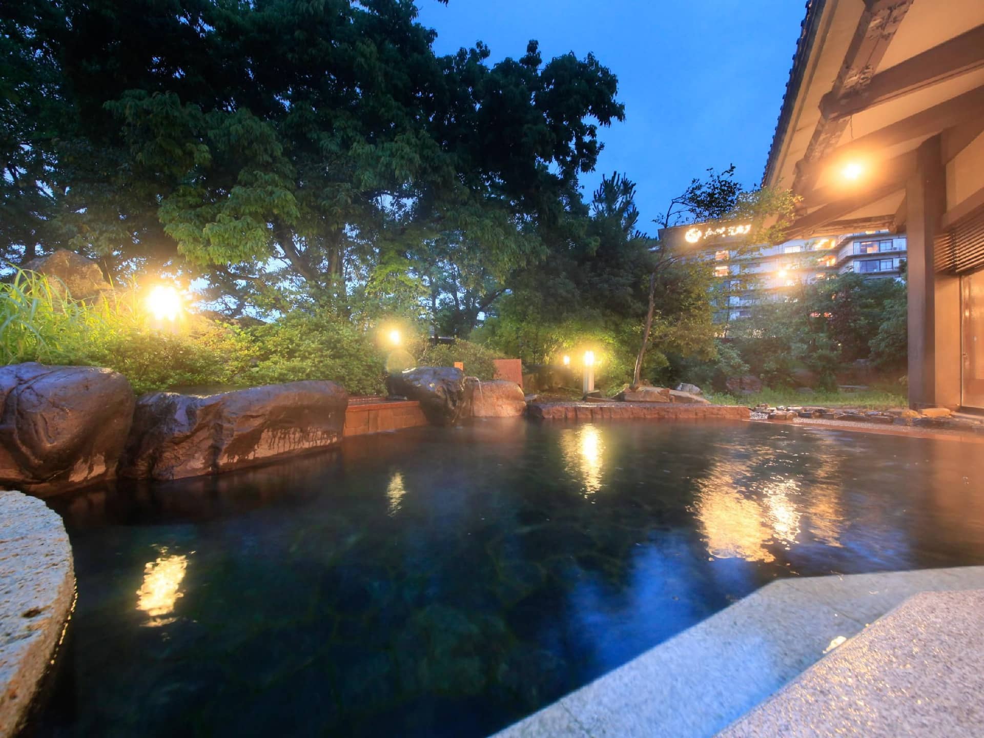Yamashiro Onsen Miyabi no Yado Kaga Hyakumangoku