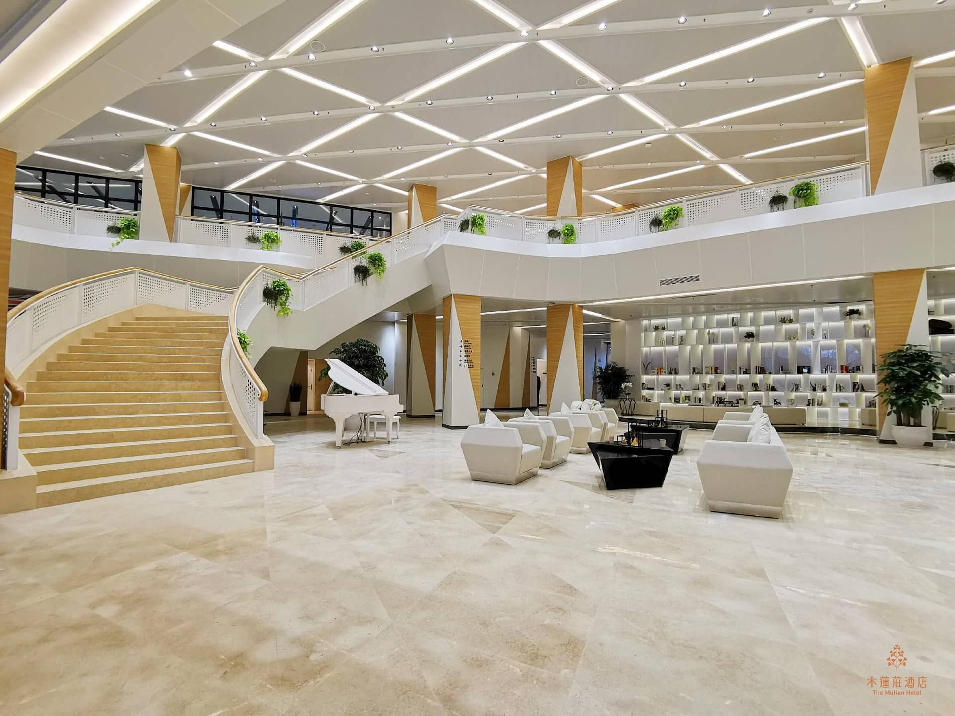 The Mulian Hotel(Pazhou Exhibition Guangzhou)  -Canton Fair Free Shuttle Bus