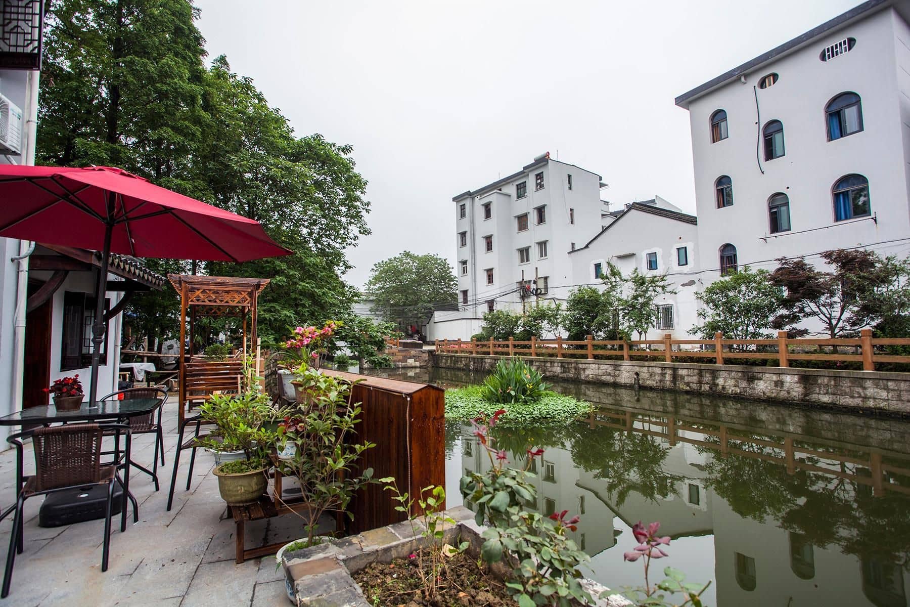 Yueyue Theme Inn in Wuzhen
