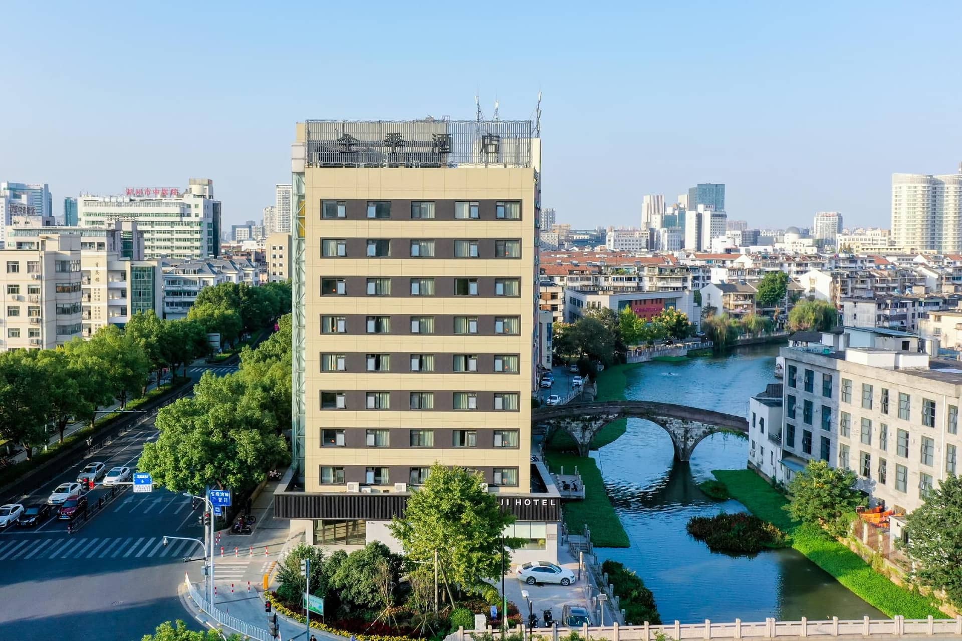 Ji Hotel Huzhou Yishang Street
