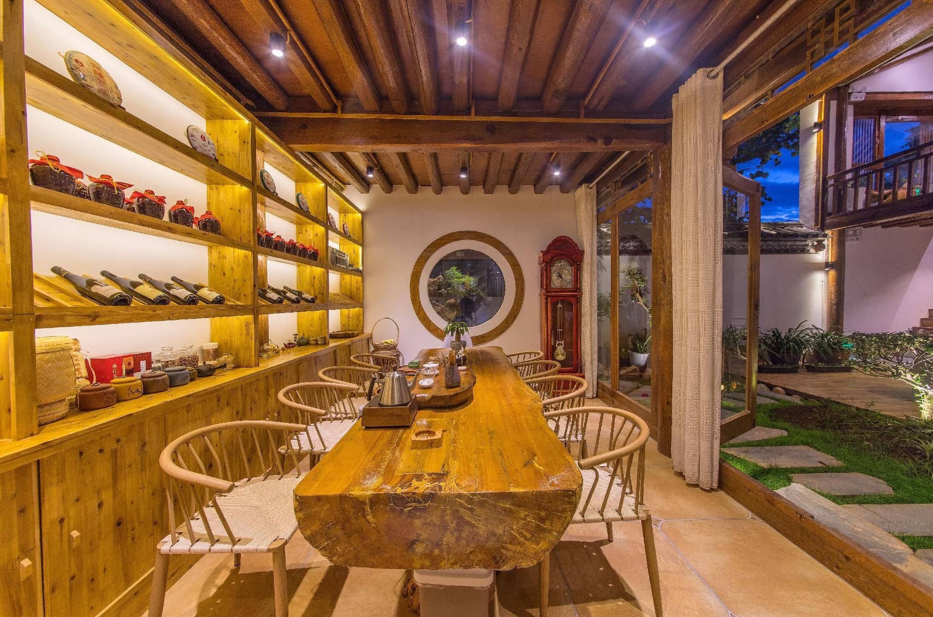 Lijiang Village House