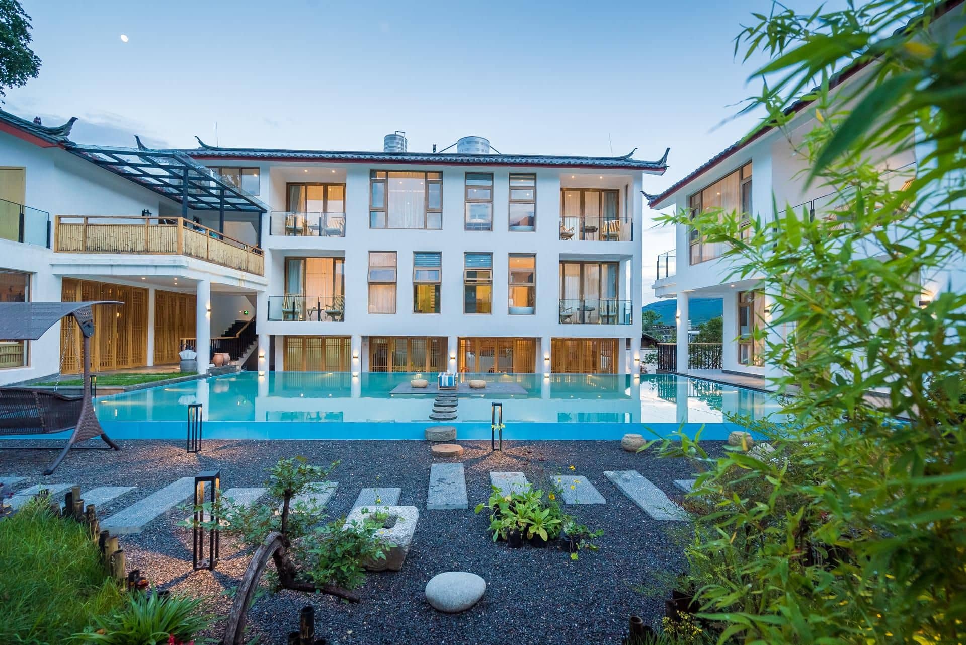 Lijiang Puli house Snow Mountain Holiday Homestay